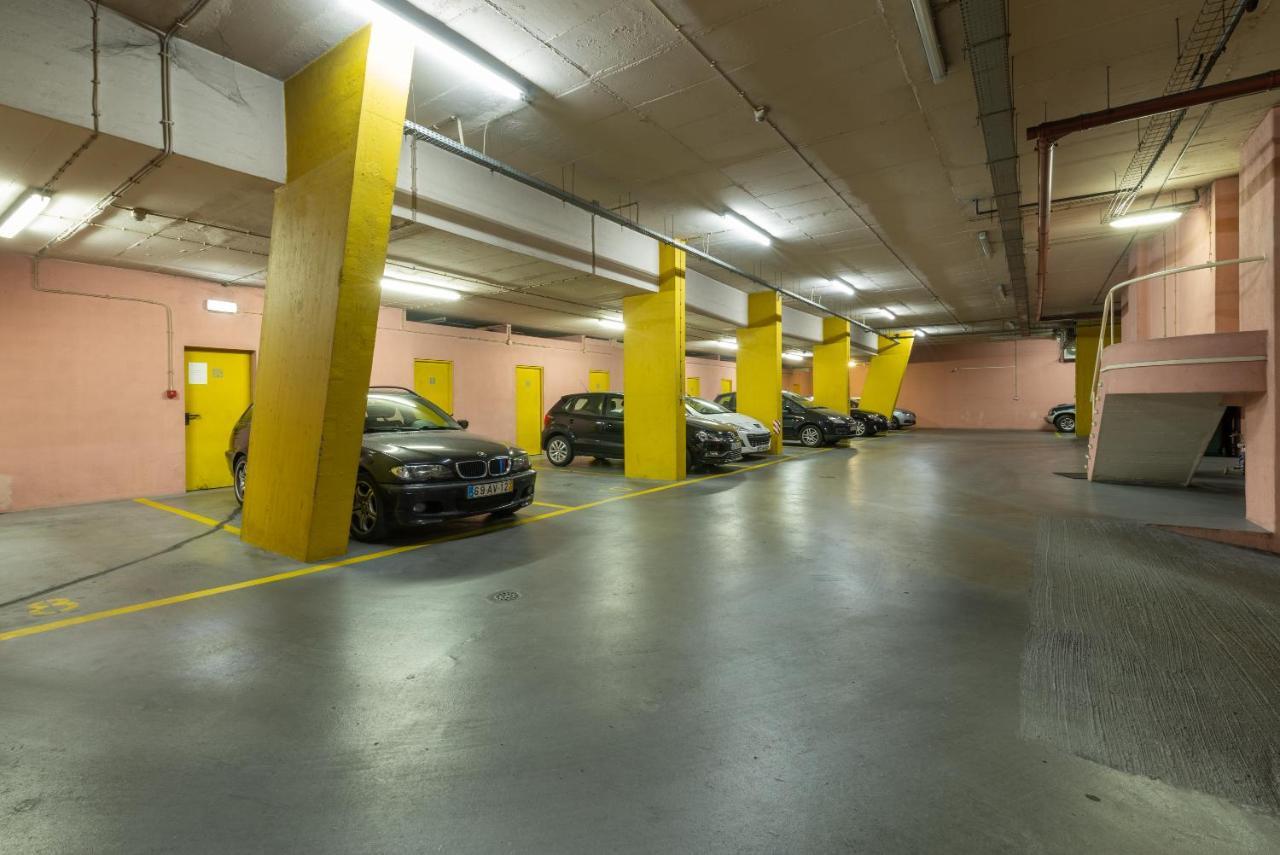 Lisbon Swimming Pool Apartment With Private Parking Exterior foto